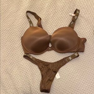 Victoria's Secret Brown Bra and Panty Set NWT